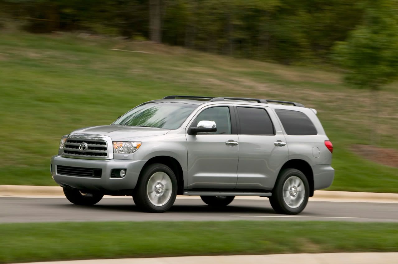 2010-toyota-sequoia-platinum-10.jpg