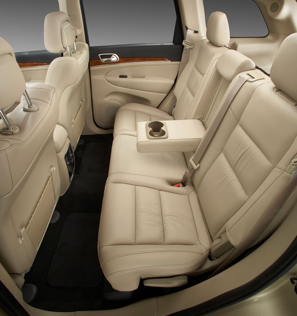 2011-jeep-grand-cherokee-limited-13.jpg