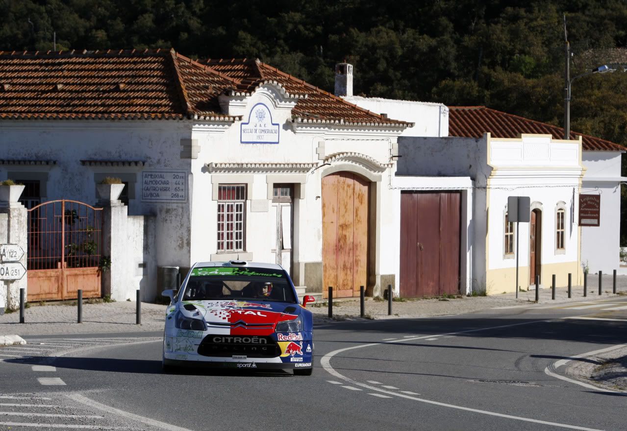 citroen-c4-wrc-hybrid4-01.jpg