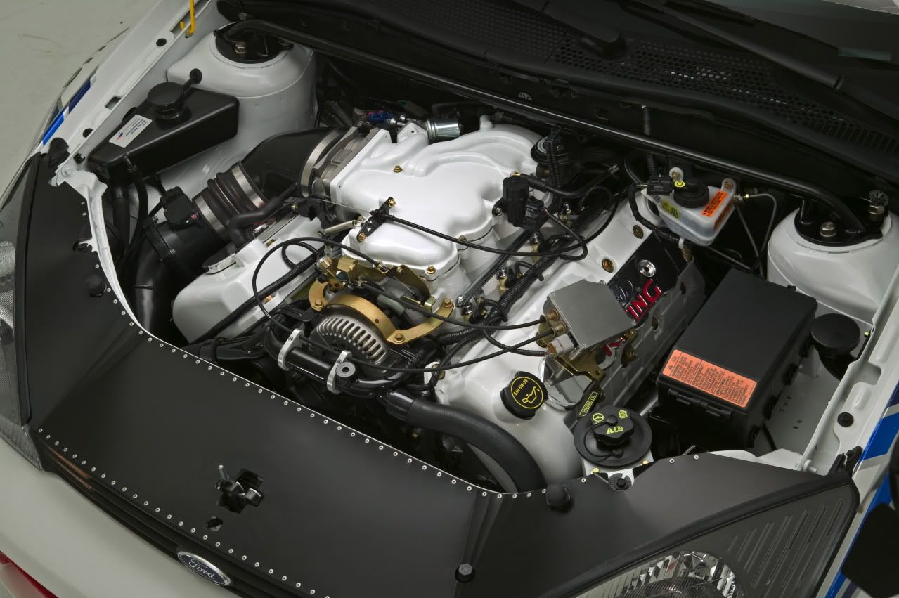 ford-focus-wrc8-11.jpg