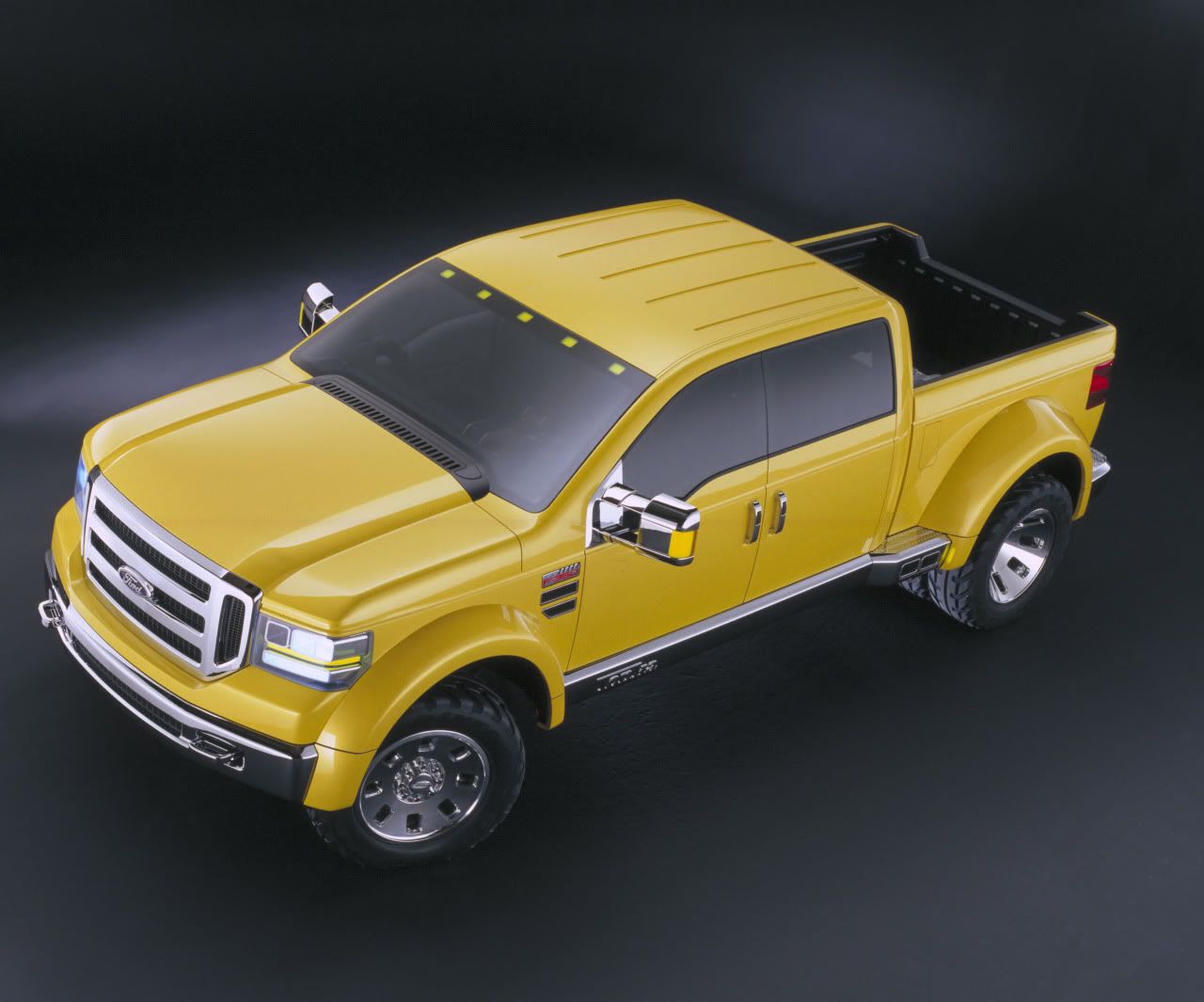ford-mighty-f-350-tonka-concept-06.jpg