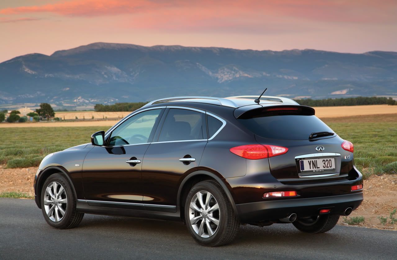 infiniti-ex37-11.jpg