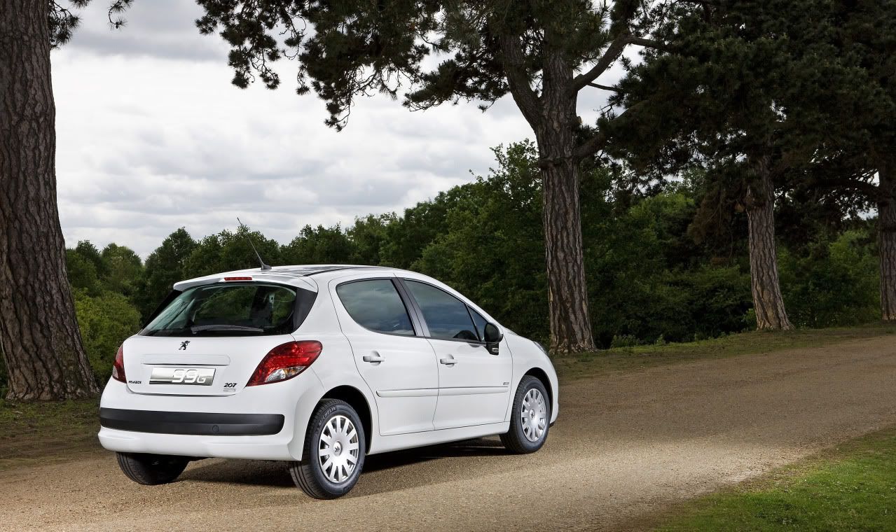 peugeot-207-economique-05.jpg