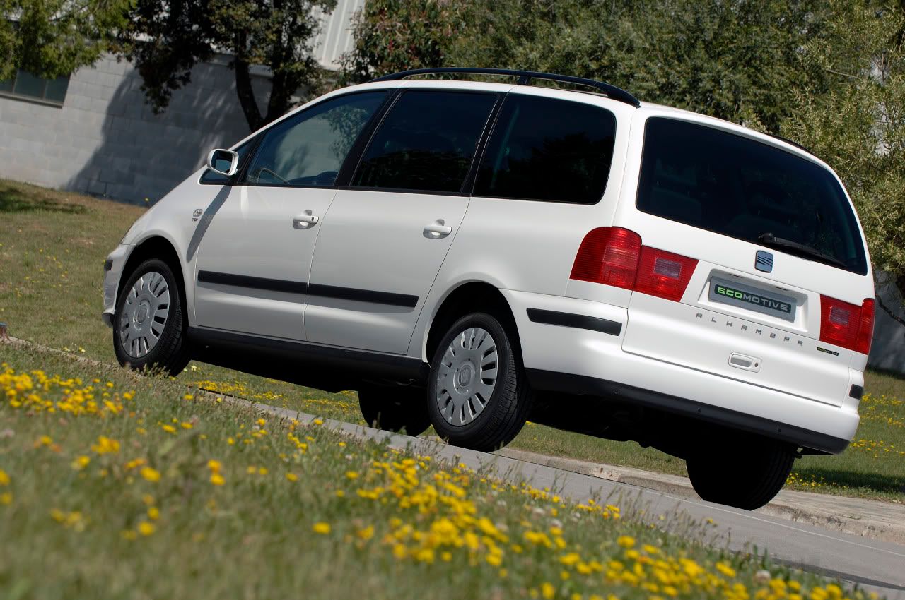 seat-alhambra-ecomotive-05.jpg