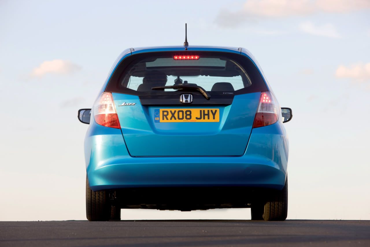 honda-jazz-2008-06.jpg