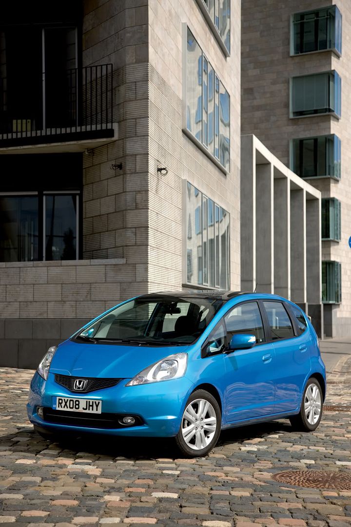 honda-jazz-2008-19.jpg