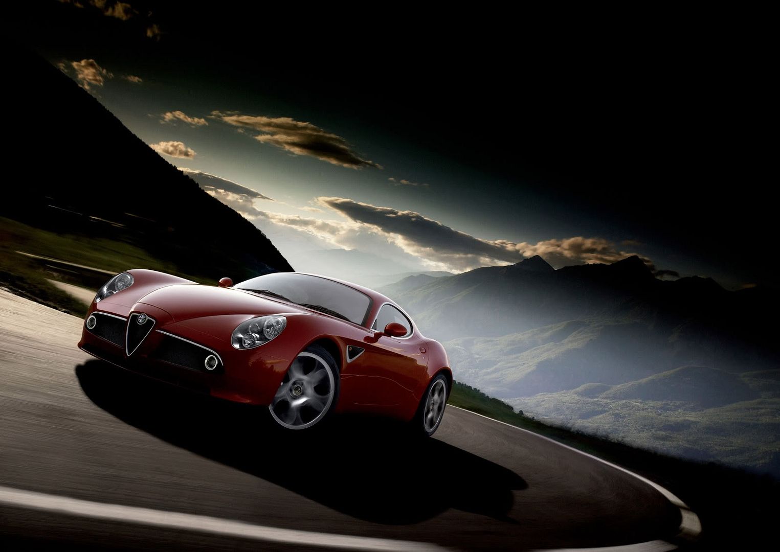 alfa-romeo-8c-competizione_02.jpg