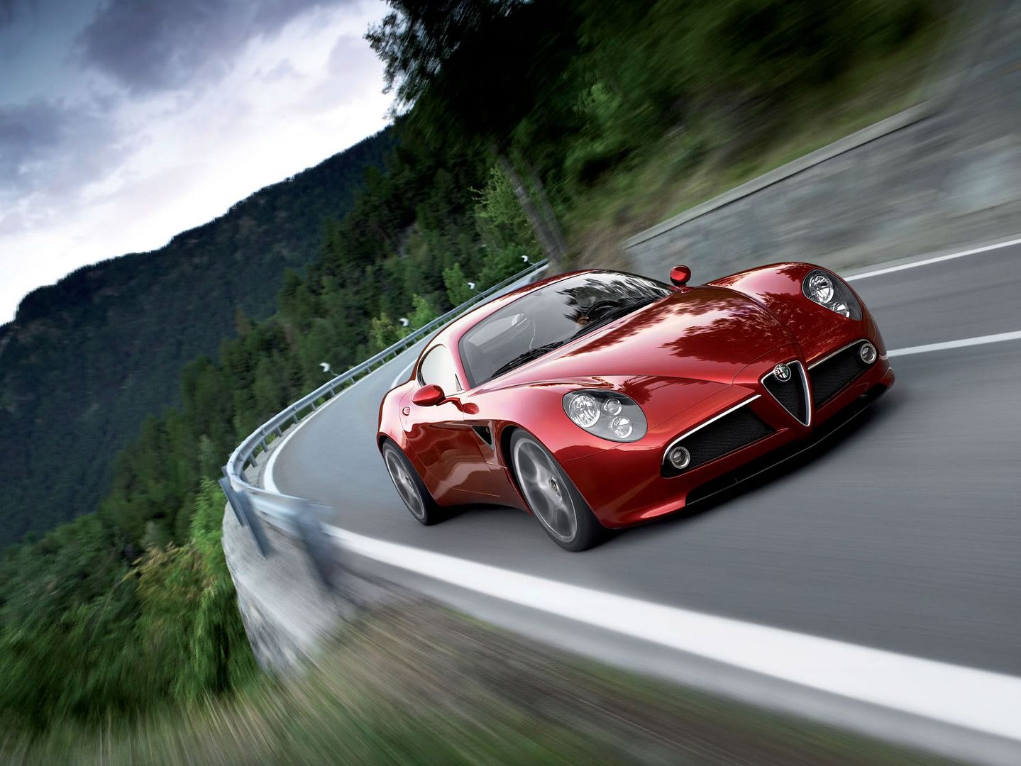 alfa-romeo-8c-competizione_05.jpg