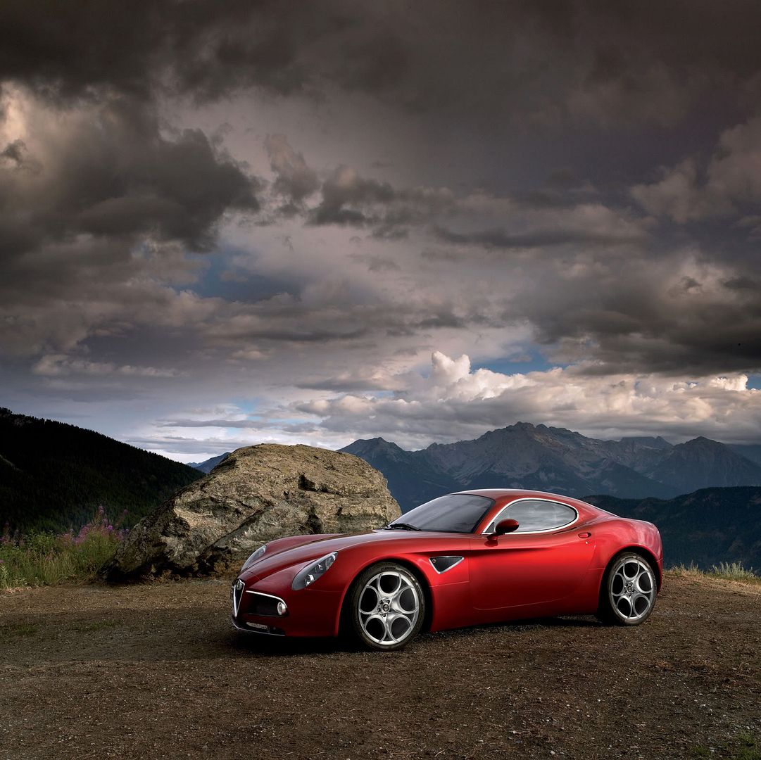 alfa-romeo-8c-competizione_08.jpg