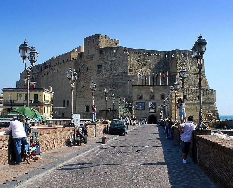 napoli_italy18.jpg