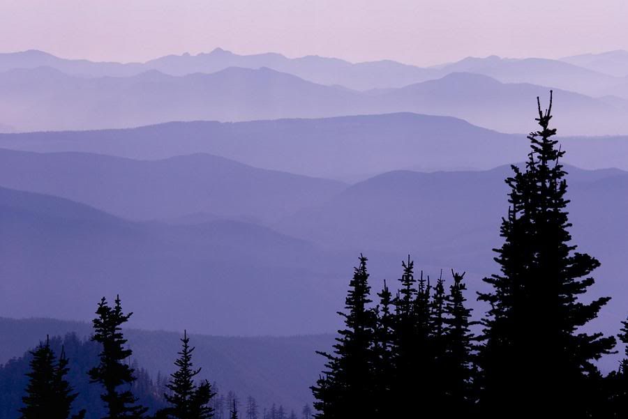 layeredhillsmountrainieqp8.jpg