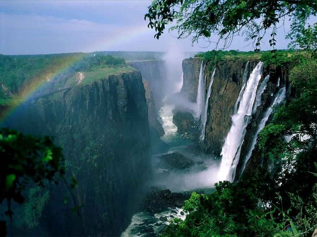 Victoria-Falls-2.jpg