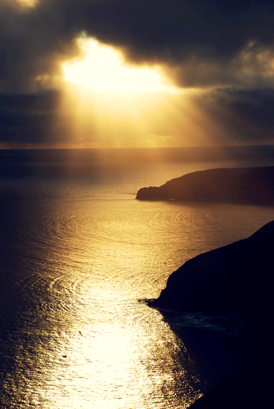 asleep_on_a_sunbeam_by_Joao_Coelho.png
