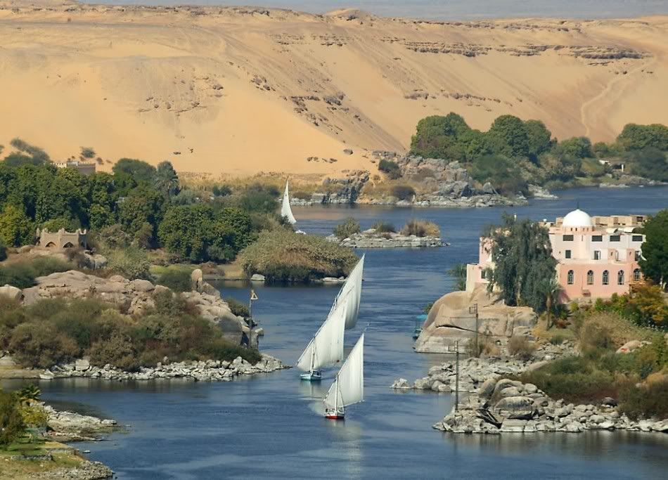 nilefromabovenarrowangle-950x683.jpg