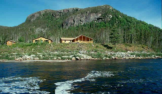 Hans_lodge_at_Forks.jpg