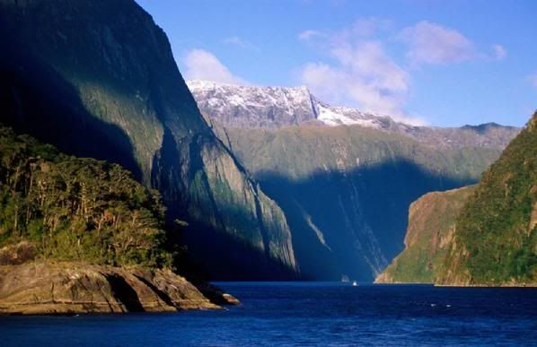 ss_090721_natural_wonders_21ss_full.jpg