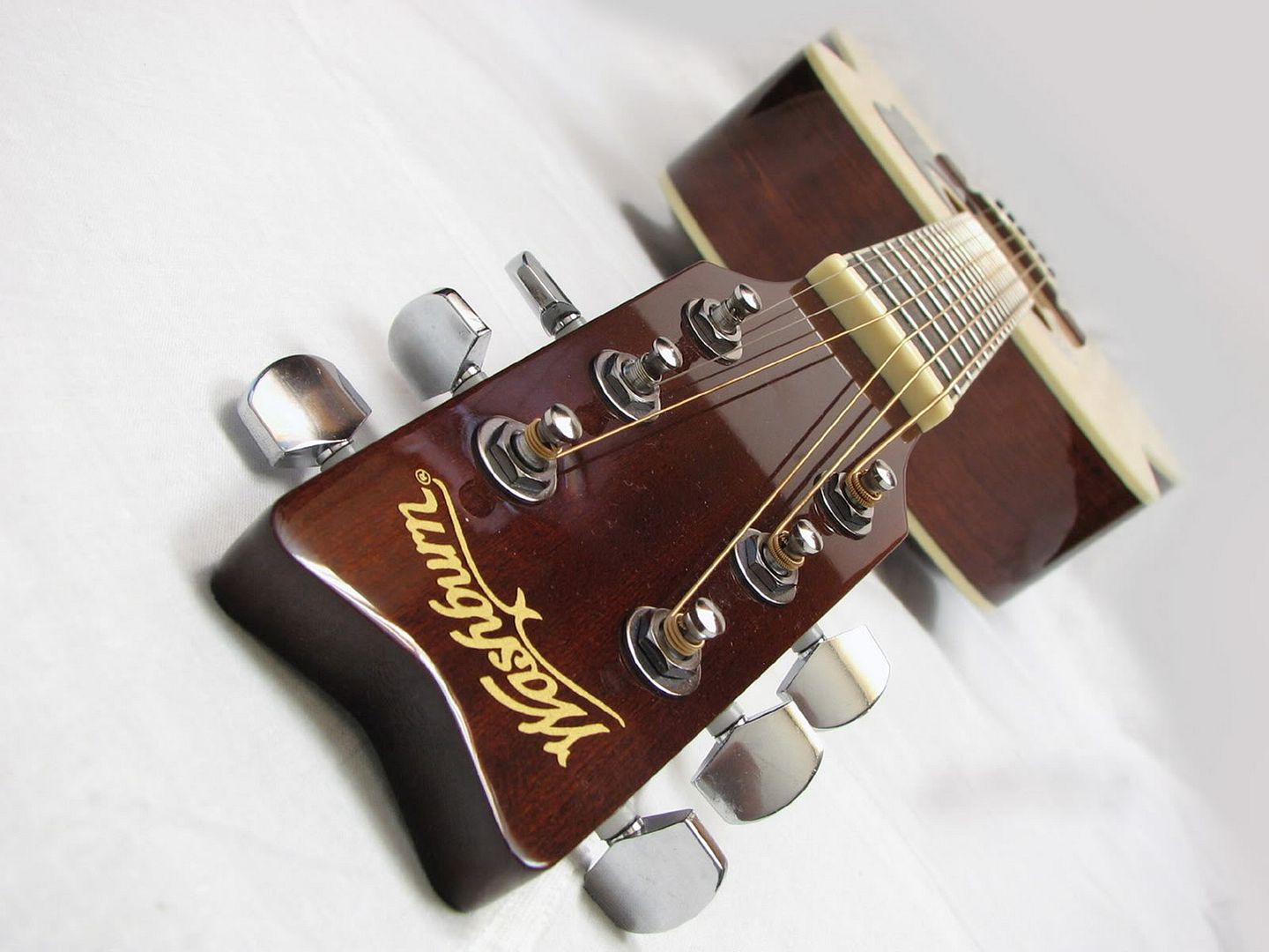 Guitars_ByMortallity_9.jpg