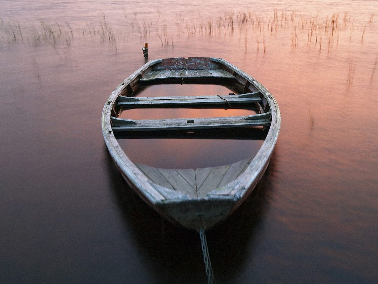 LakeVastersjonHallandsasenRidgeSwed.jpg