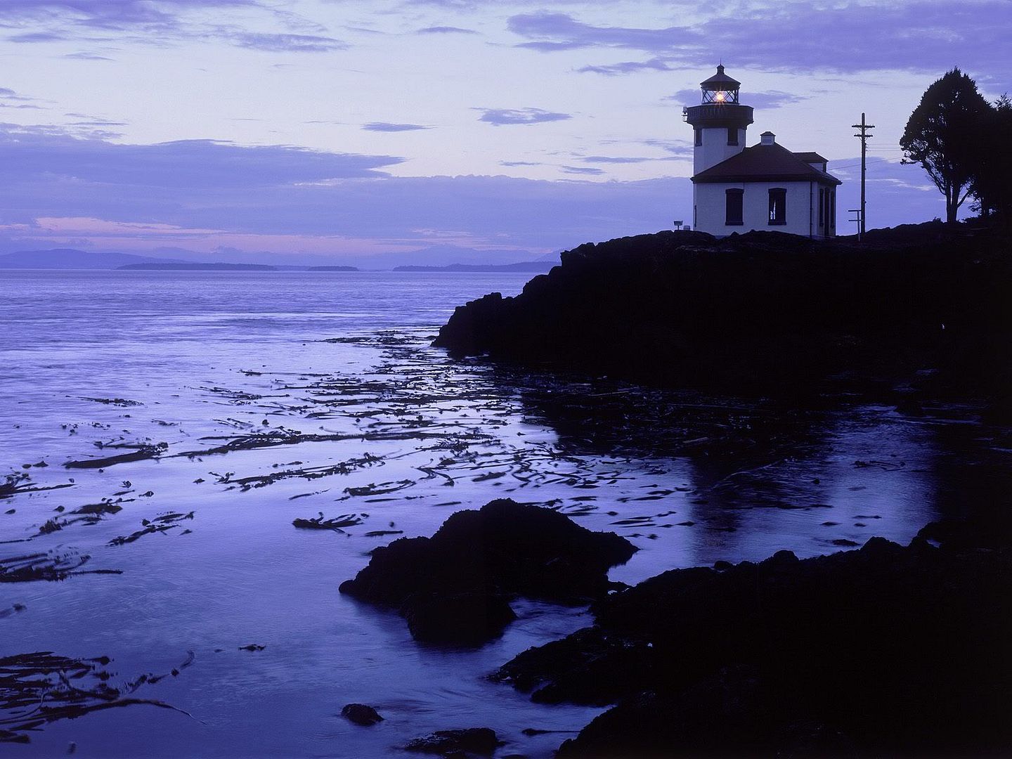 LimeKilnPointStateParkLighthouseSan.jpg