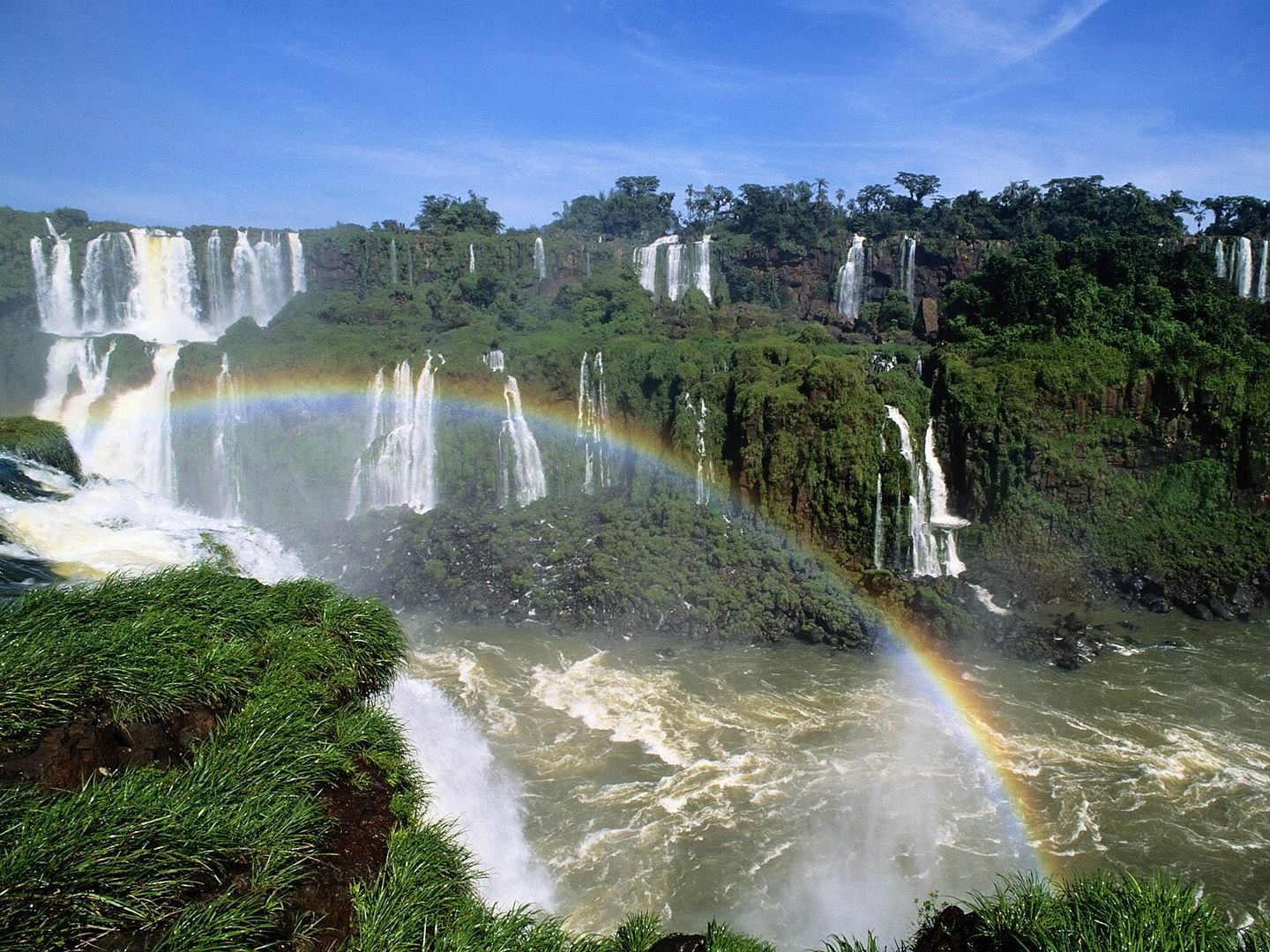RainbowOverIguazuFalls.jpg
