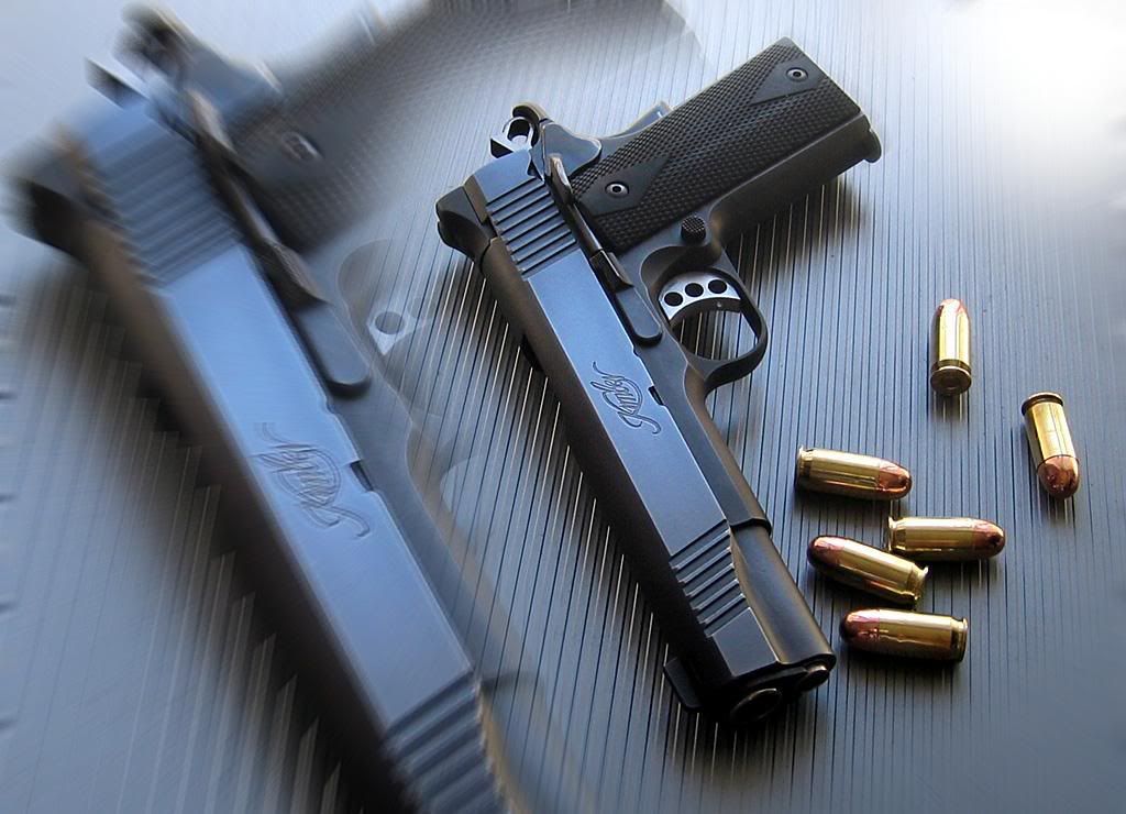 wall_Kimber_Custom2_091604a.jpg