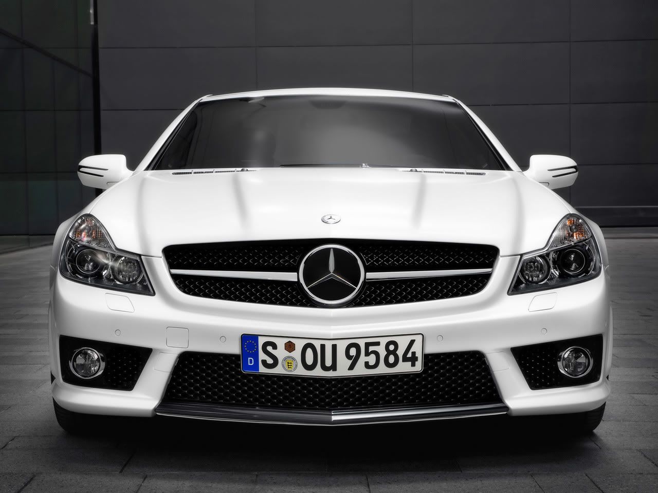 Mercedes-Benz-SL-63-AMG.jpg