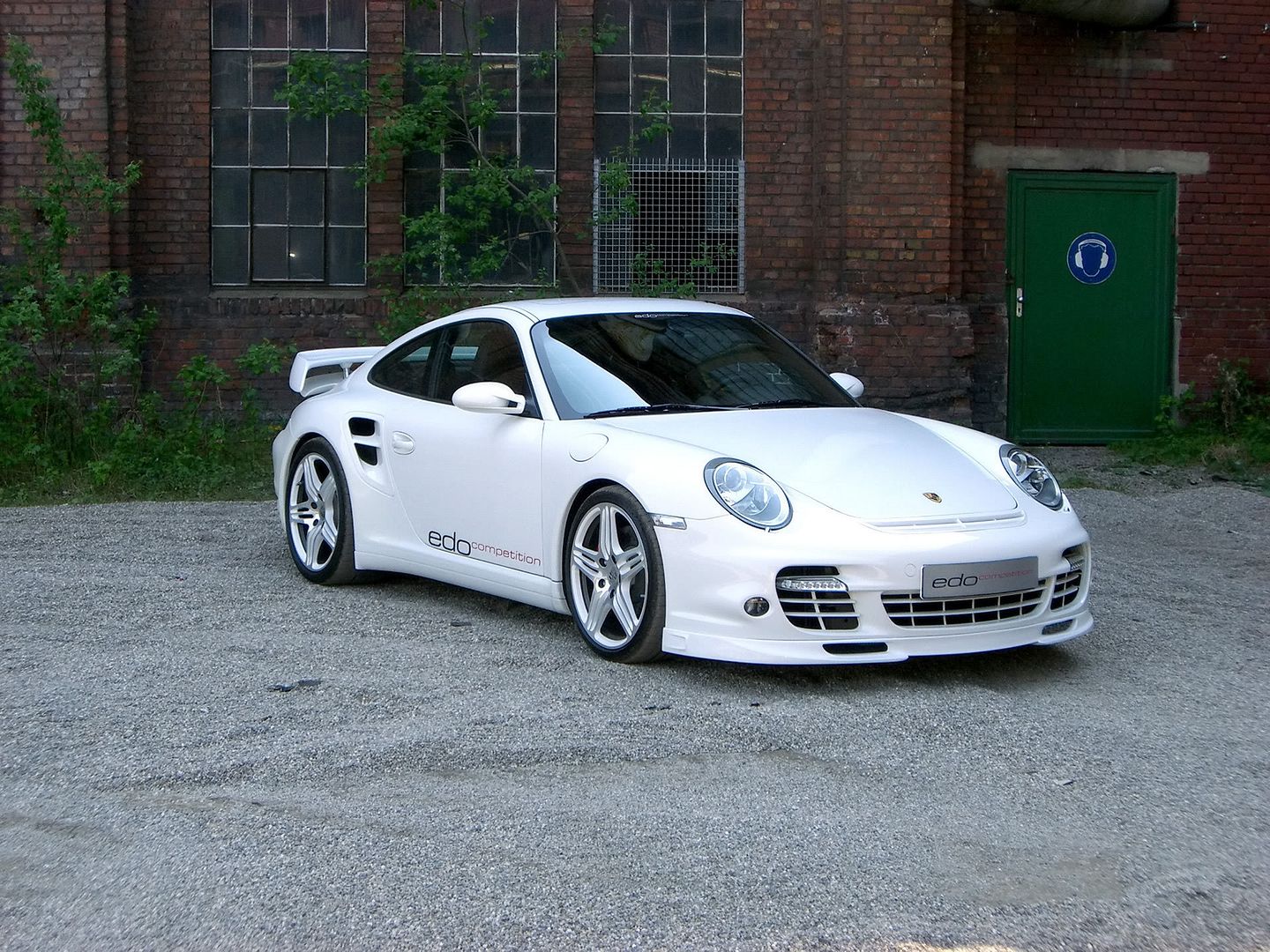 Porsche997SharkEdoCompetition20074.jpg
