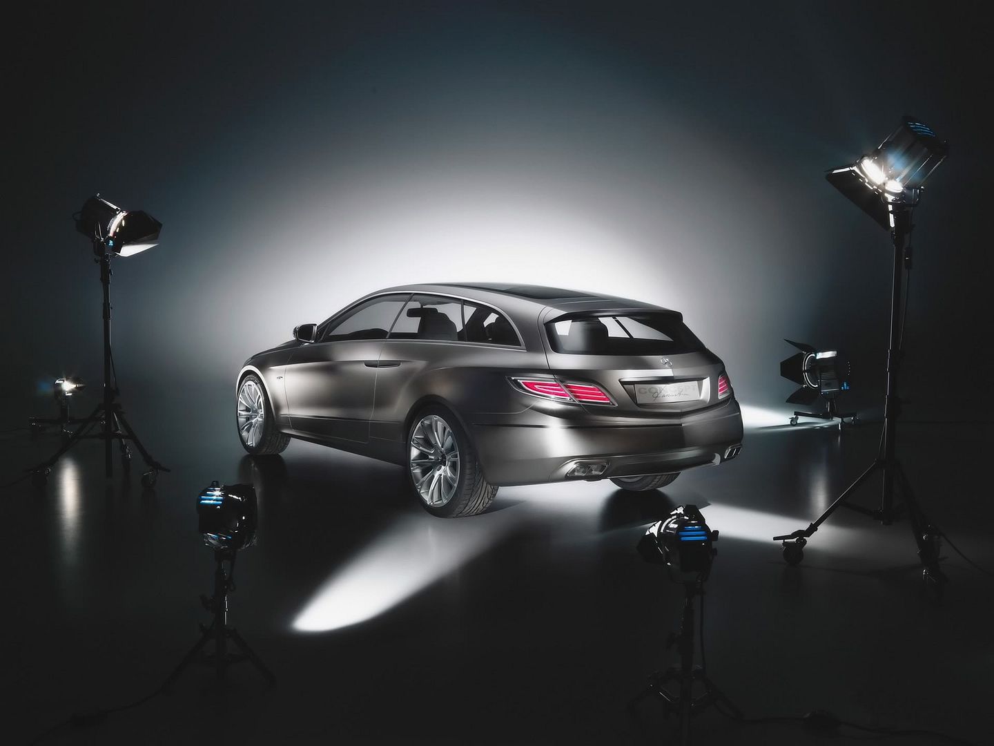 mercedes_concept_fascination_photo_.jpg